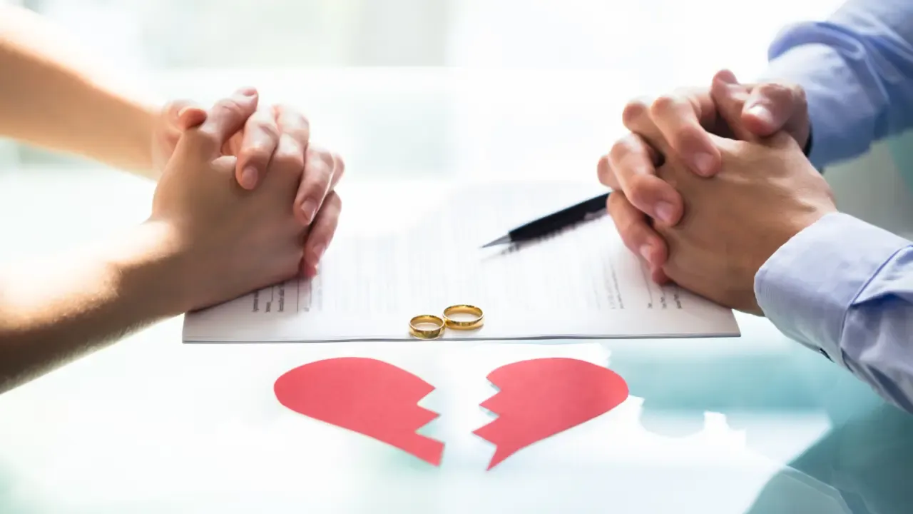 Best Divorce Lawyers in Delhi